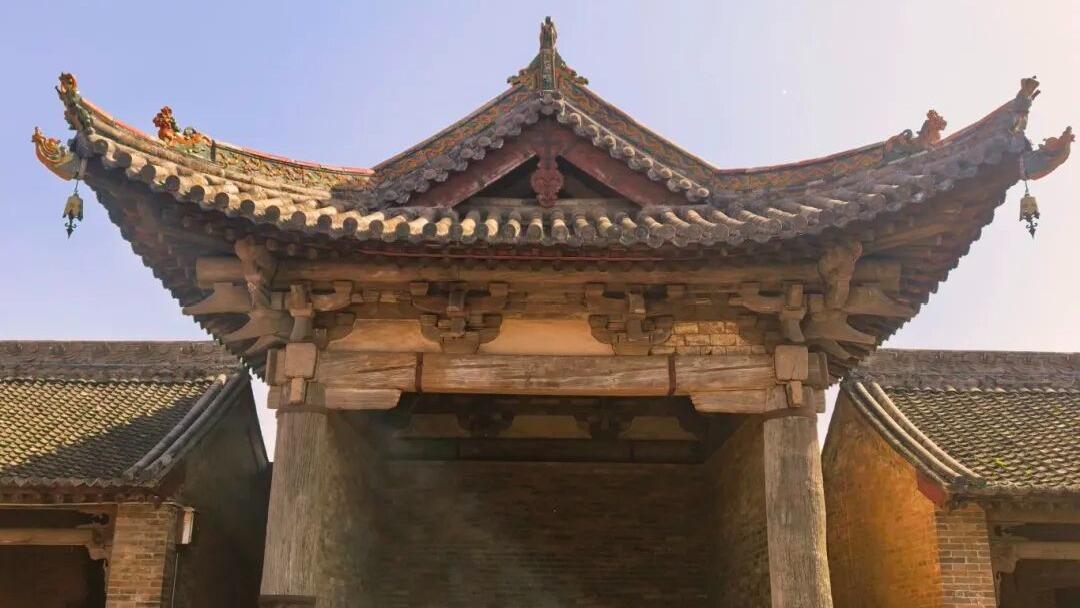 【何以中国·屋檐上的文脉】屋檐藏文脉 古台续新声